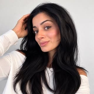 Ekin Sheho (@ekins.healthylife)