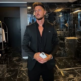 Jannik Kontalis (@jannikkontalis)